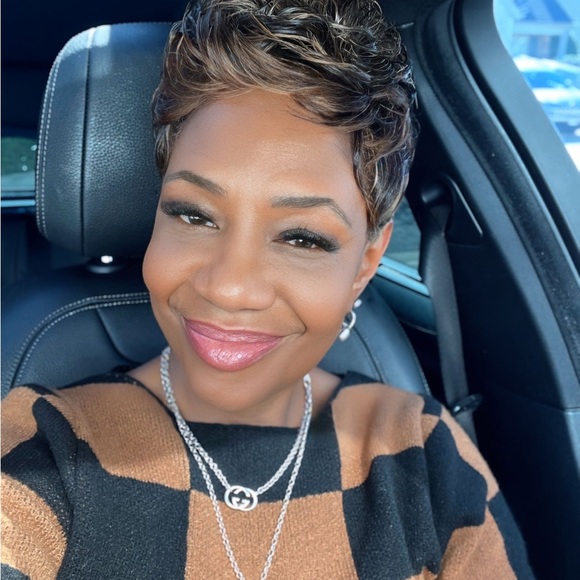 Meet your Posher, Michelle - Picture 7 of 12